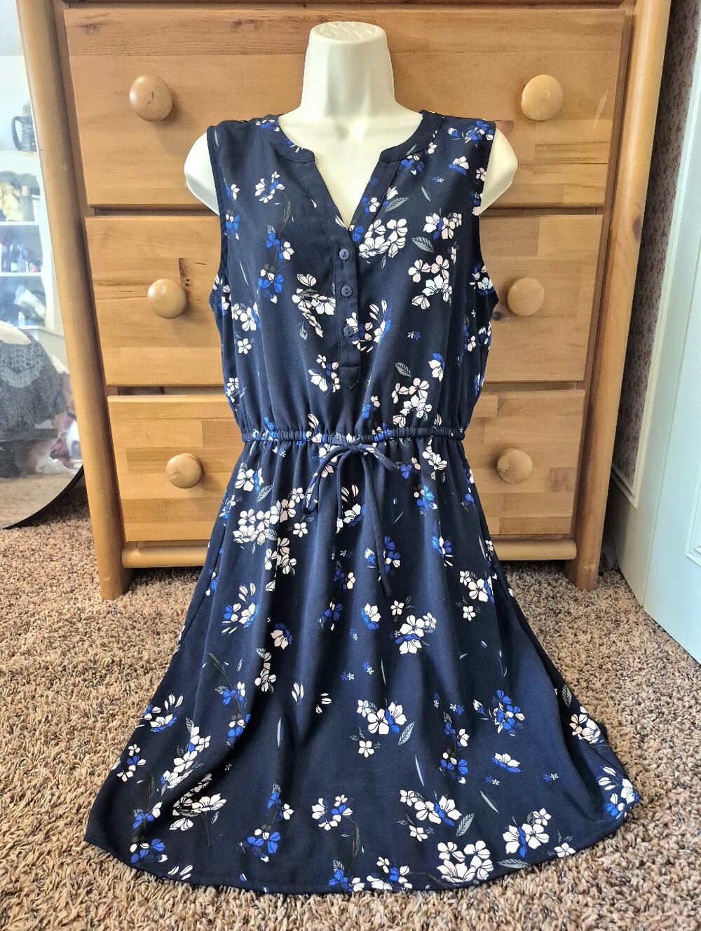 41 Hawthorn Navy Floral Sleeveless Drawstring Midi Dress Size M